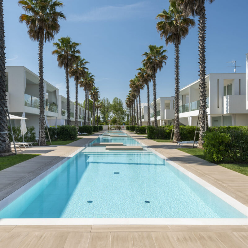 lepalmejesolo_signature-01.jpg